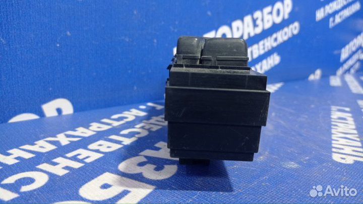 Блок кнопок Chevrolet Trailblazer внедорожник LL8