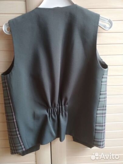 Жилетка для мальчика 122 128