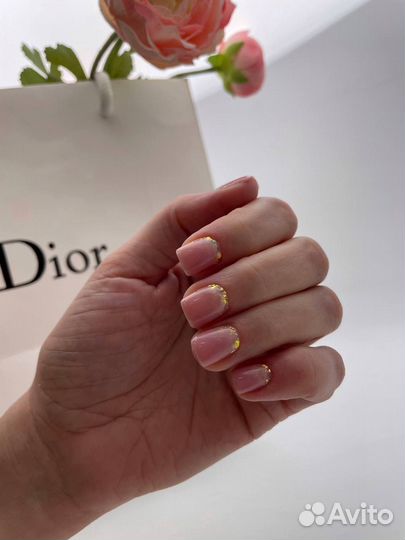 Услуги маникюра на дому