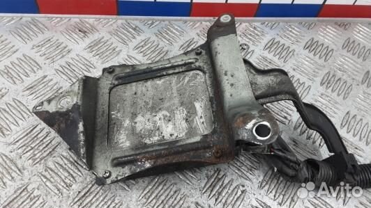 Блок управления форсунками toyota avensis T27 (KUK