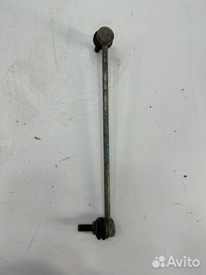 Skoda Octavia A7 2019 стойка стабилизатора левая