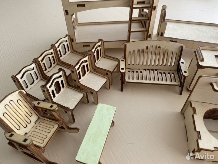 Мебель для кукольного домика деревянная