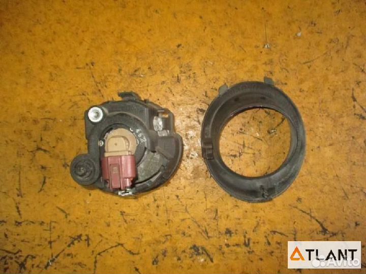 Туманка передняя левая subaru R2