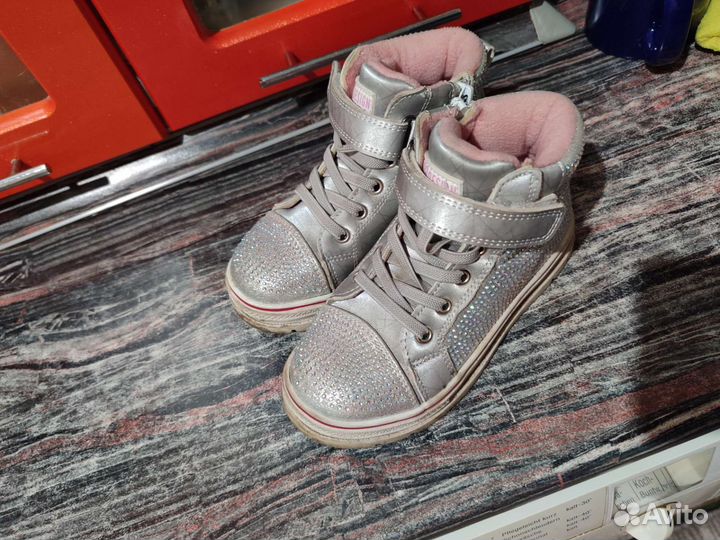 Ботинки для девочки 28