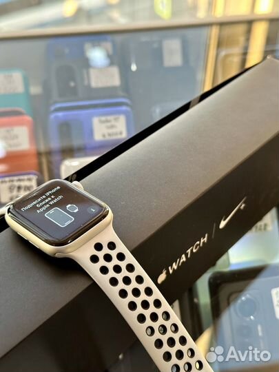 Apple Watch S6 44mm Nike