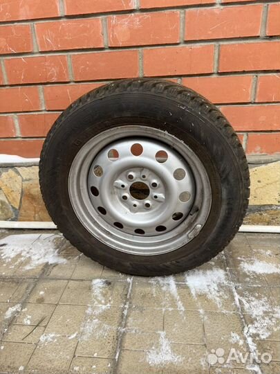 Резина зимняя на дисках Nordman