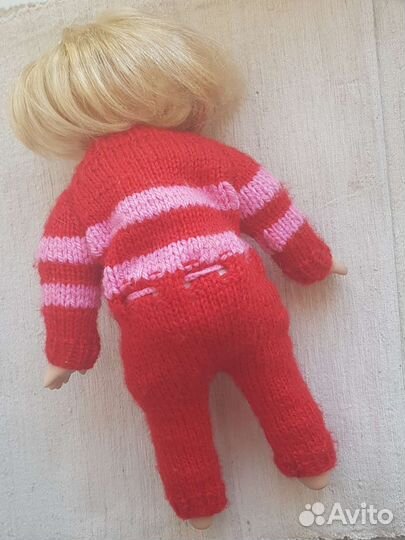 Фарфоровая кукла