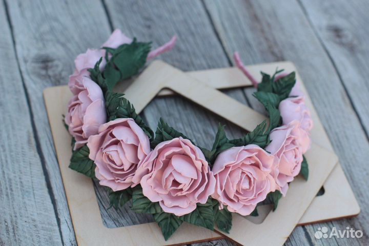 Ободок с полевыми цветами