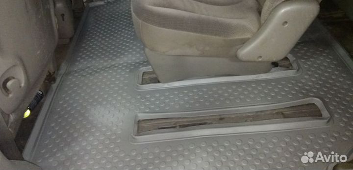 Коврики Dodge Caravan 1995-2007