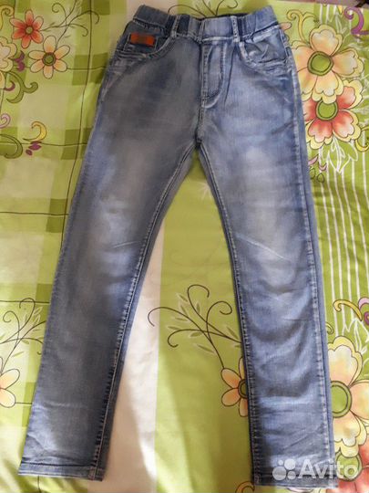 Джинсы