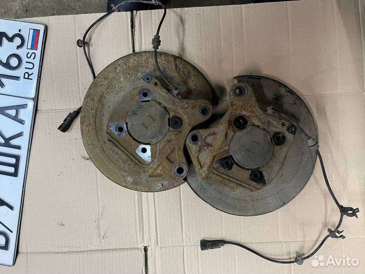 Скоба суппорта заднего левого chevrolet cruze