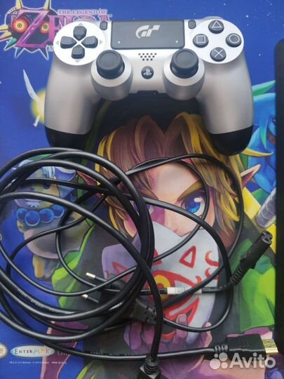 PlayStation 4 Slim Limited edition1tb 5.05hen