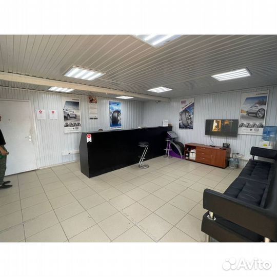 Triangle Sports TH201 215/45 R17