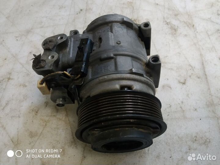 Компрессор кондиционера Jeep grand Cherokee wj 3,1