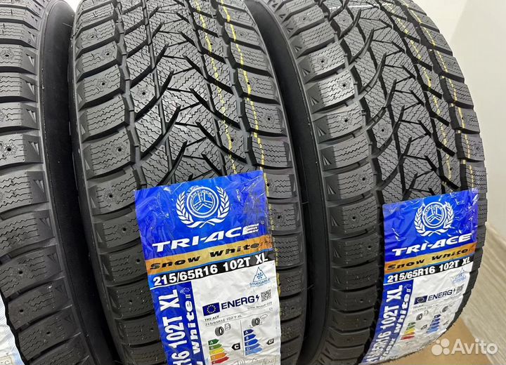 Tri Ace Snow White II 215/65 R16 40T