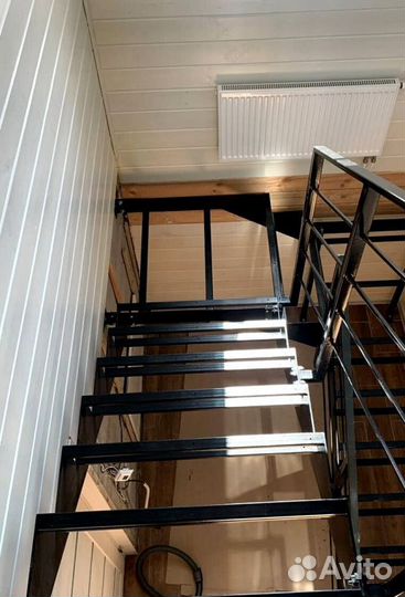 Металлические каркасы для лестниц