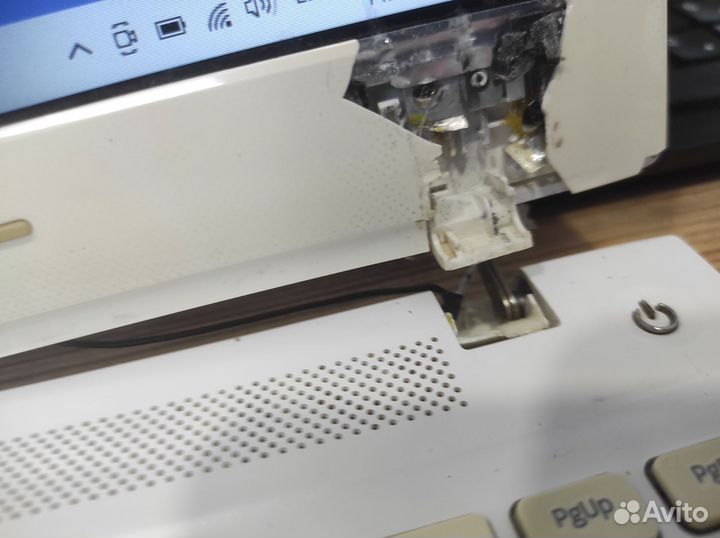 Ноутбук Samsung Core i5, 4GB, SSD 240GB