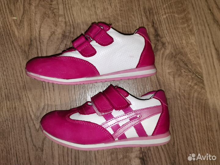 Кроссовки детские 26 размер