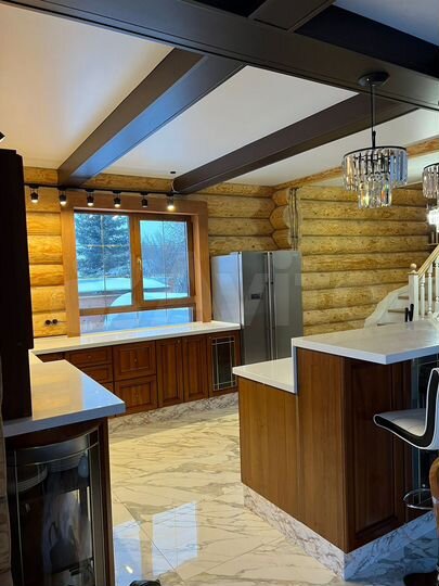 Дом 180 м² на участке 6 сот.