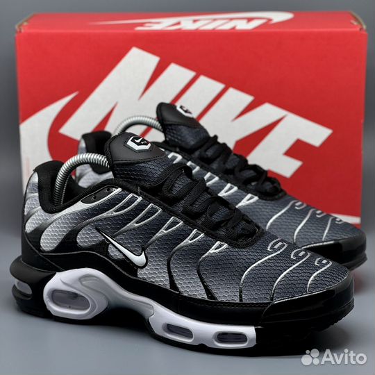 Кроссовки мужские Nike Air Max TN Plus