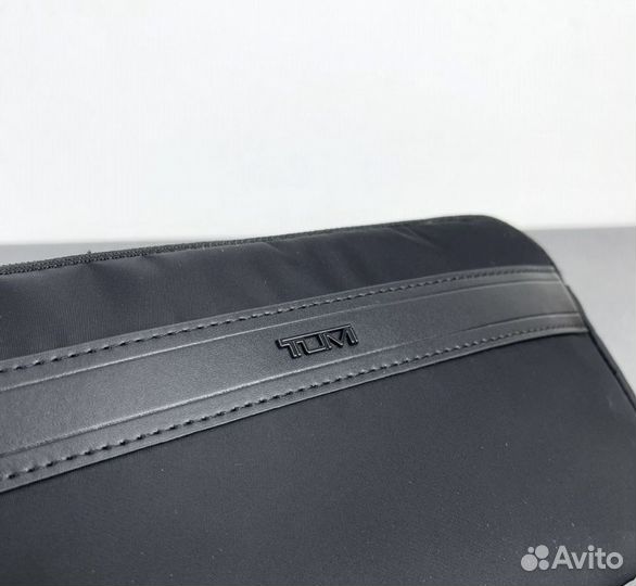 Сумка поясная Tumi 66706DO Canton Slim Waist Pack