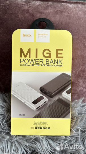 Переносная батарея (powerbank)