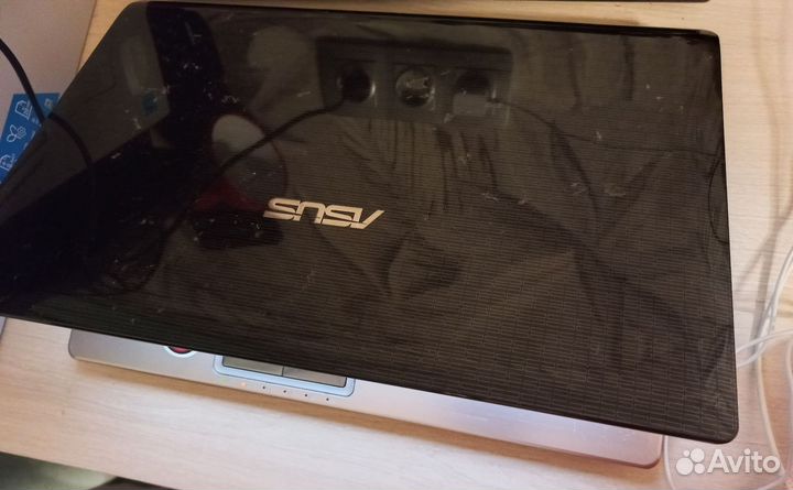 Ноутбук asus