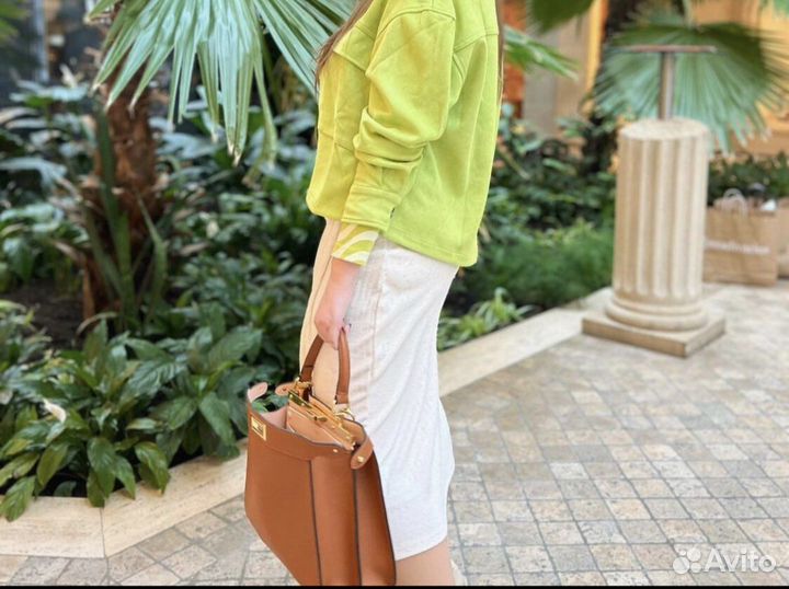 Известная Stradivarius миди бежевая L лапша