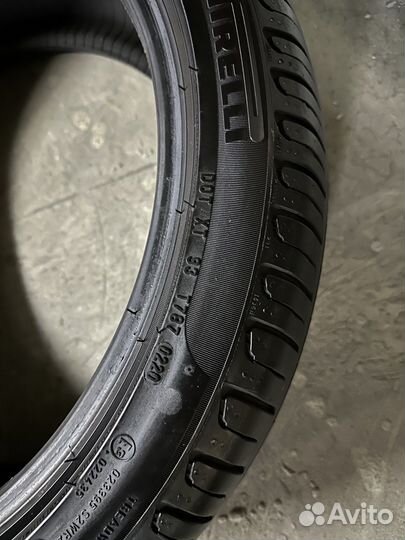 Pirelli Cinturato P7 245/40 R19 98Y