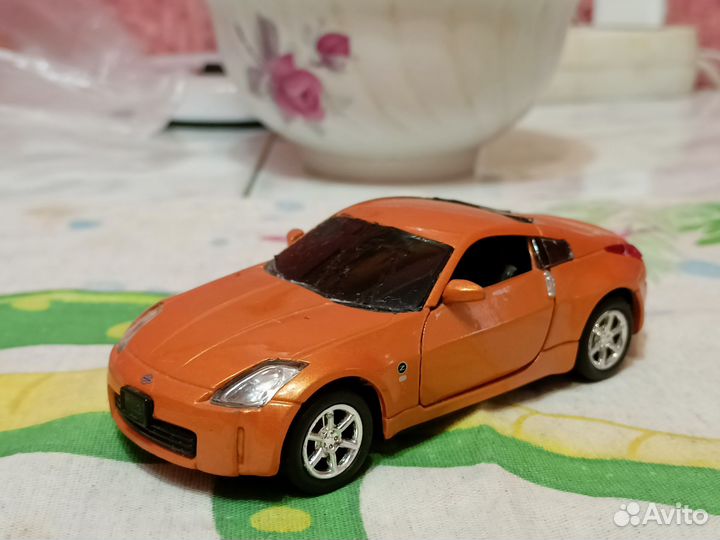 Модель автомобиля nissan fairlady z welly