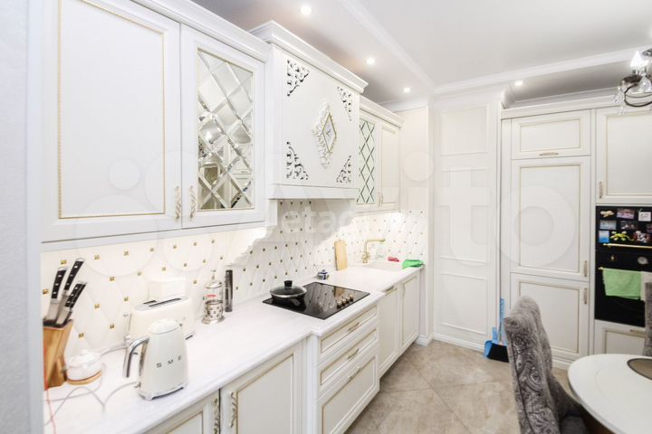 4-к. квартира, 97 м², 18/19 эт.