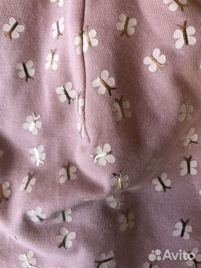 Две шапочки трикотаж на девочку 2-3 г