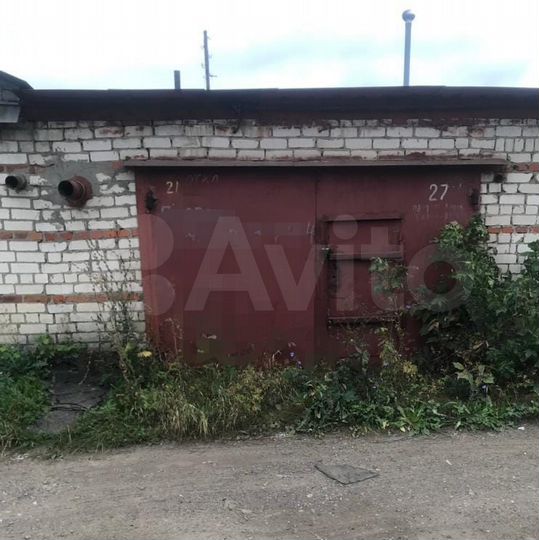 Гараж, > 30 м²
