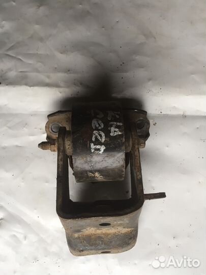 Подушка (Опора) двигателя передняя Kia Ceed (Киа С