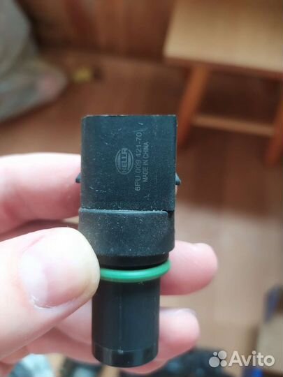 Датчик распредвала Bmw