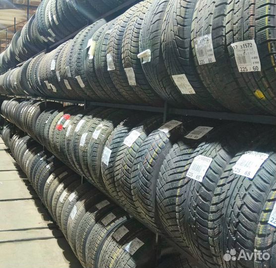 Nokian Tyres Hakkapeliitta 8 235/60 R18 102L