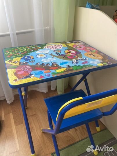 Стол стул