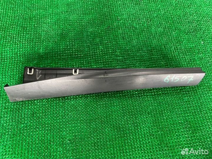 Молдинг двери прав. зад. Lexus Nx200t, NX200, NX30