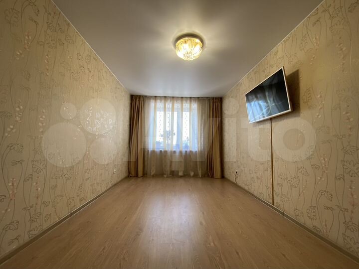 3-к. квартира, 71,5 м², 6/10 эт.