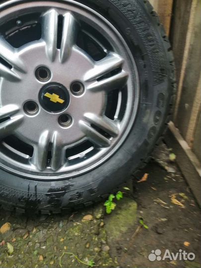 Колеса 195/65/15 на литье 4х114.3 можно раздельно