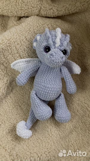 Игрушка дракон вязаный