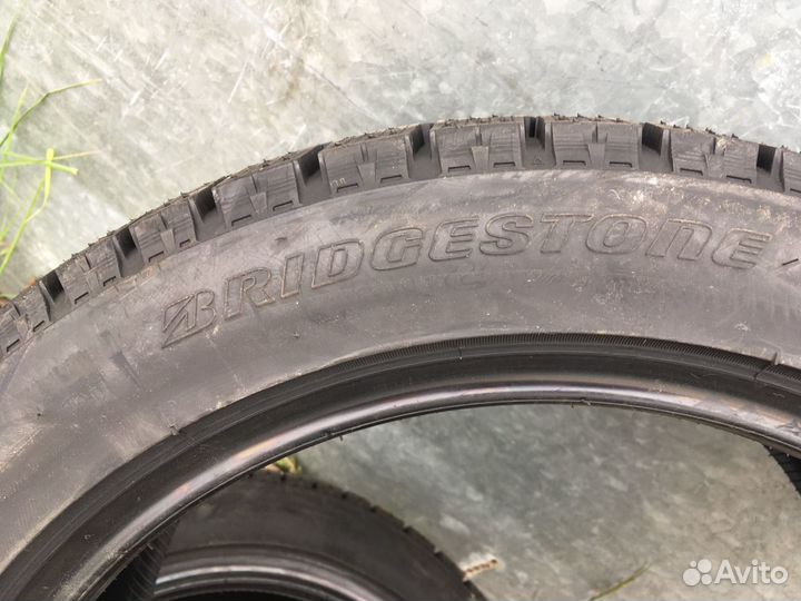 Bridgestone Blizzak VRX 205/50 R17 89S