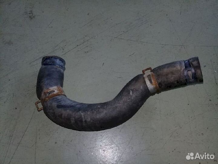 Патрубок охлаждения (радиатора) 17852-54G00верхний