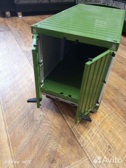 Bruder грузовик