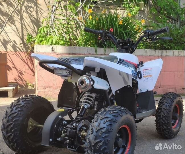 Детский квадроцикл. 3-5 лет