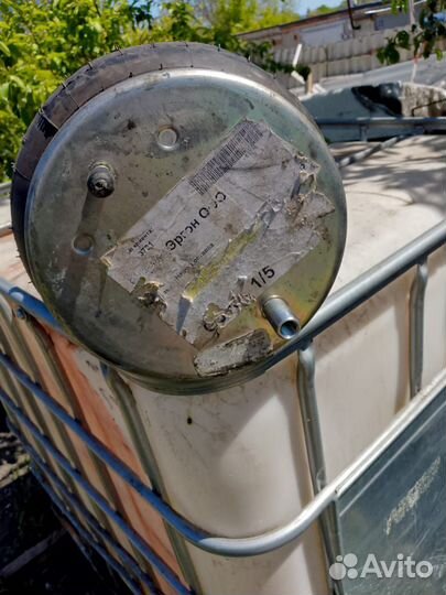 Пневмоподушка на фредлайнер и Вольво