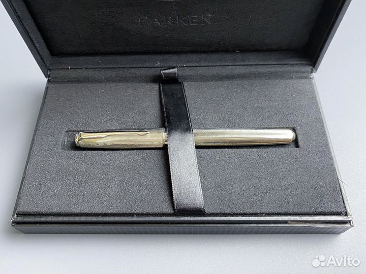 Перьевая ручка Parker Sonnet Chiselled F532