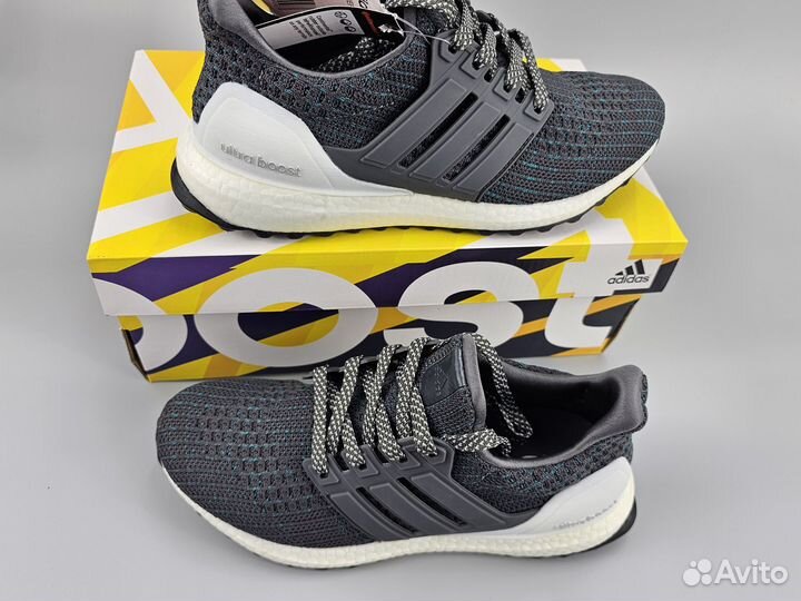 Беговые кроссовки адидас ультрабуст v4