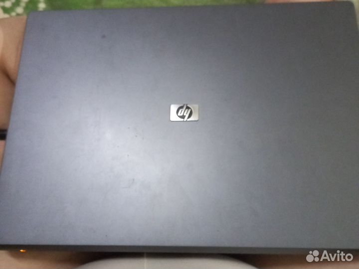 Ноутбук HP 530