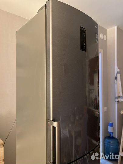 Холодильник LG серый NO frost